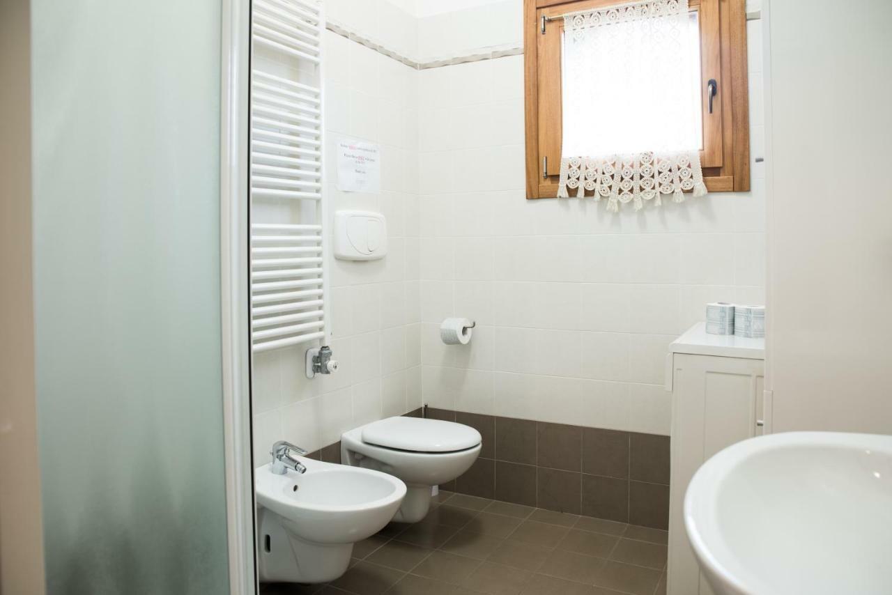 Venetian Mood: Secret Garden Apartment Bagian luar foto